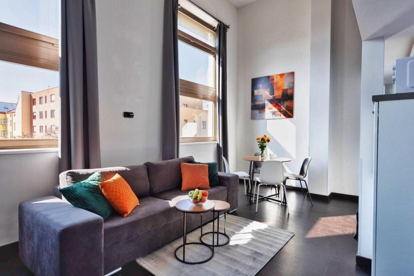 Modern Loft-apartments In Lejlighed Prag